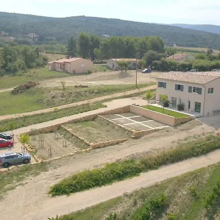Les Terrasses De Cascavelle Blauvac